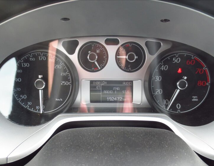 Lancia Delta Hatchback 1,4 l 88 kw