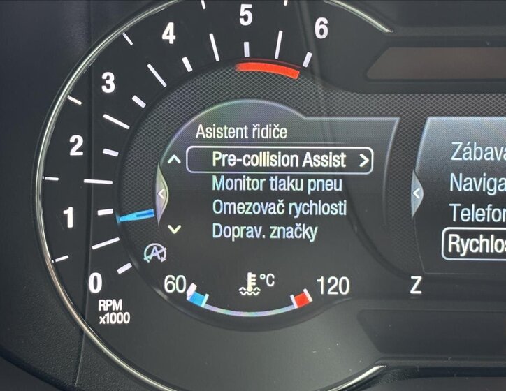 Ford Mondeo Kombi 2,0 l 140 kw