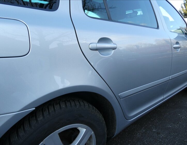 Škoda Octavia Kombi 2,0 l 103 kw