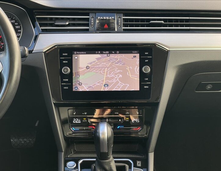 Volkswagen Passat 11