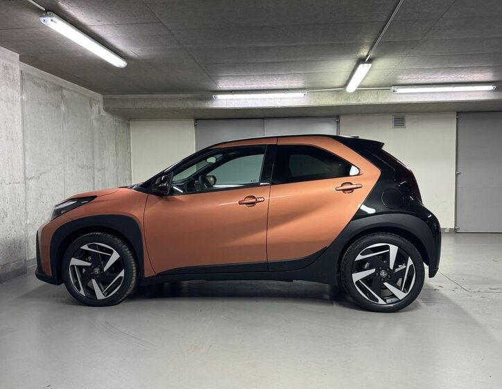 Toyota Aygo Hatchback 998,0 53 kw