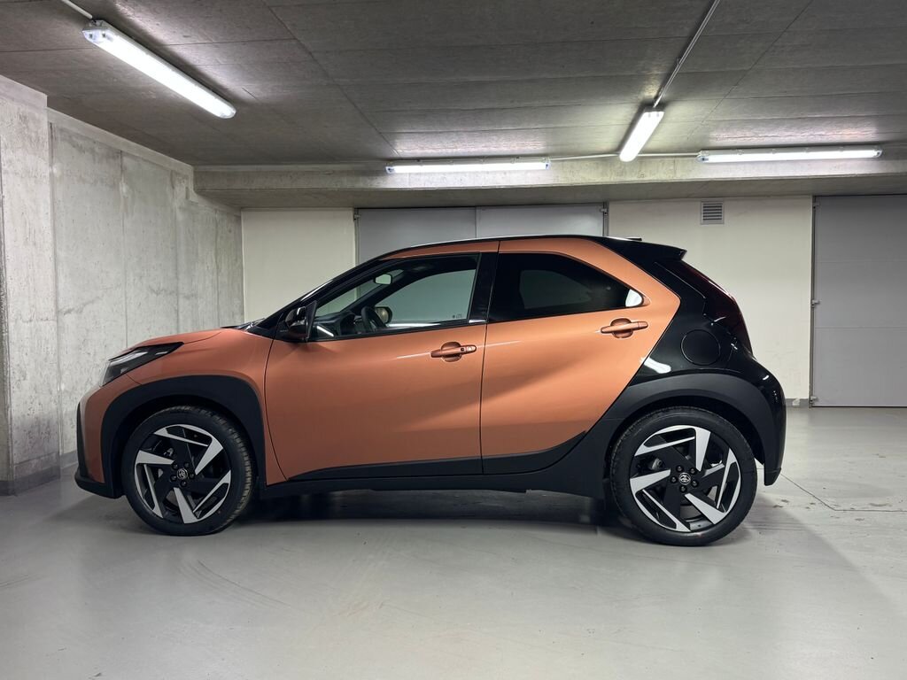 Toyota Aygo Hatchback 998,0 53 kw