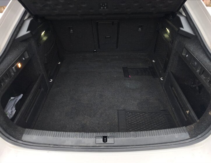 Škoda Superb Sedan 2,0 l 110 kw