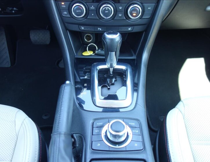 Mazda 6 Sedan 2,5 l 141 kw