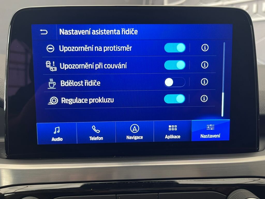 Ford Kuga SUV 2,5 l 140 kw