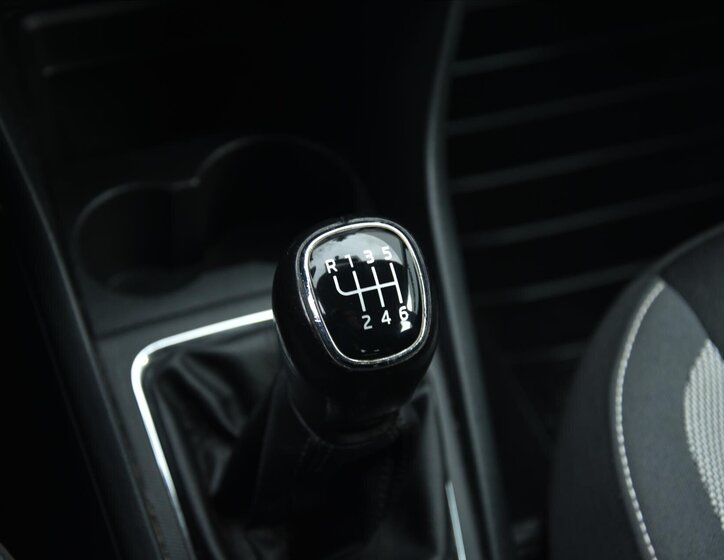 Škoda Rapid Liftback 999,0 81 kw