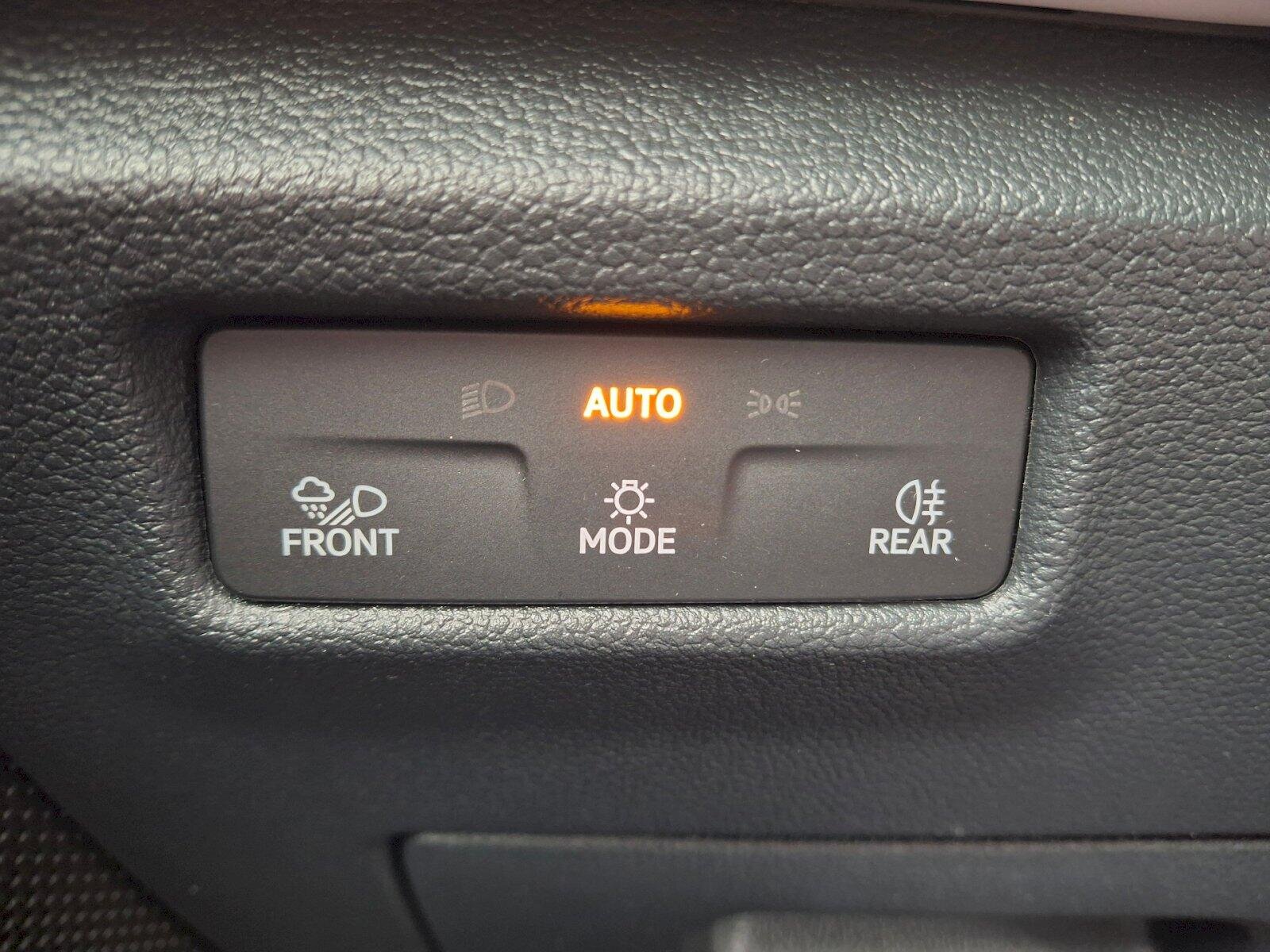 Volkswagen Tiguan SUV 1,5 l 96 kw