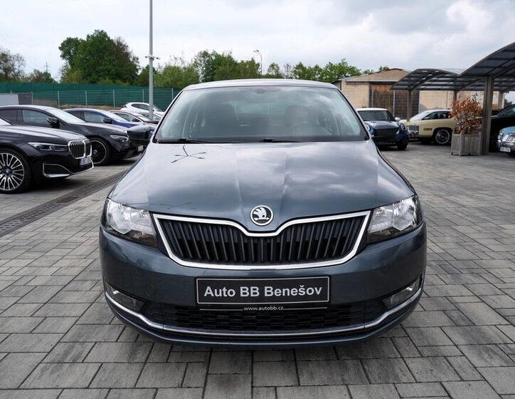 Škoda Rapid Hatchback 999,0 70 kw