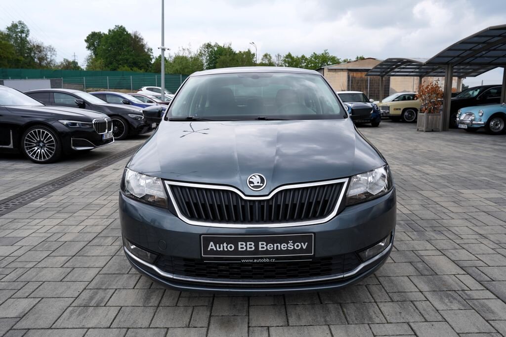 Škoda Rapid Hatchback 999,0 70 kw