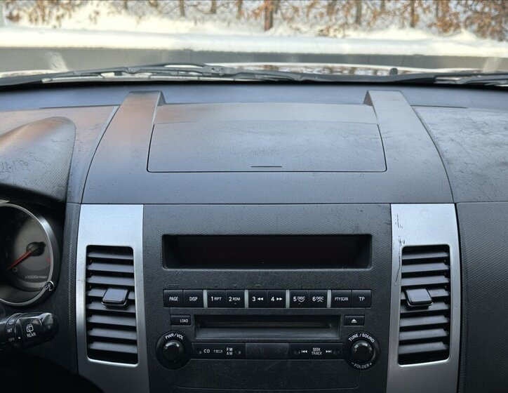 Mitsubishi Outlander 21