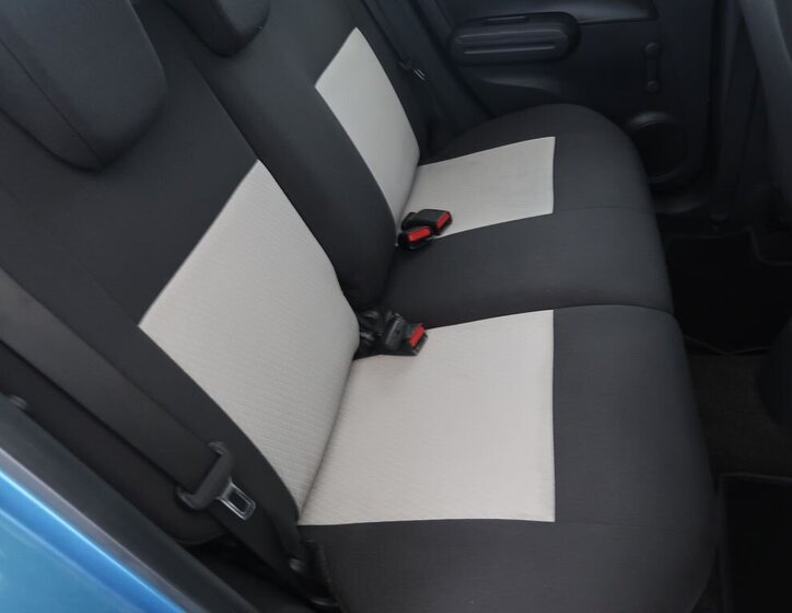 Suzuki Splash Hatchback 996,0 50 kw