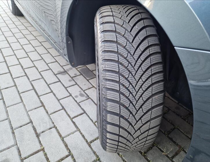 Škoda Octavia Kombi 2,0 l 85 kw