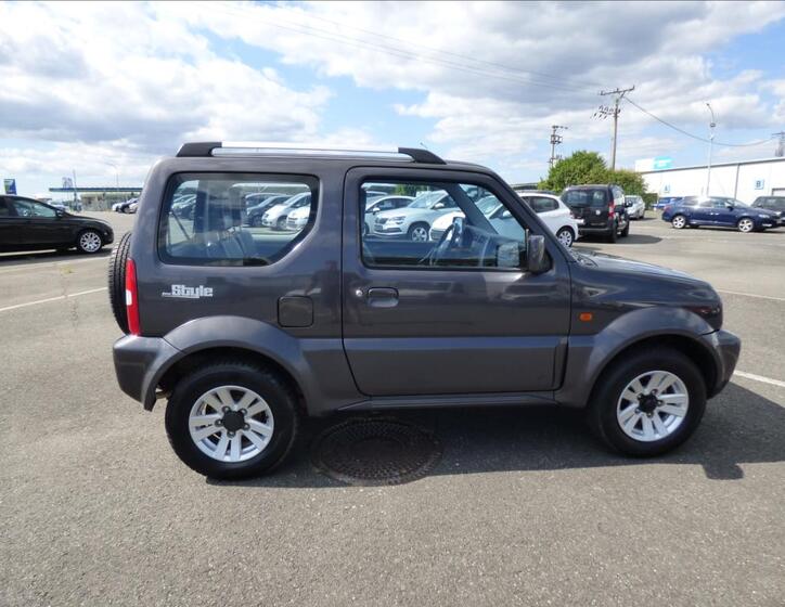 Suzuki Jimny 2