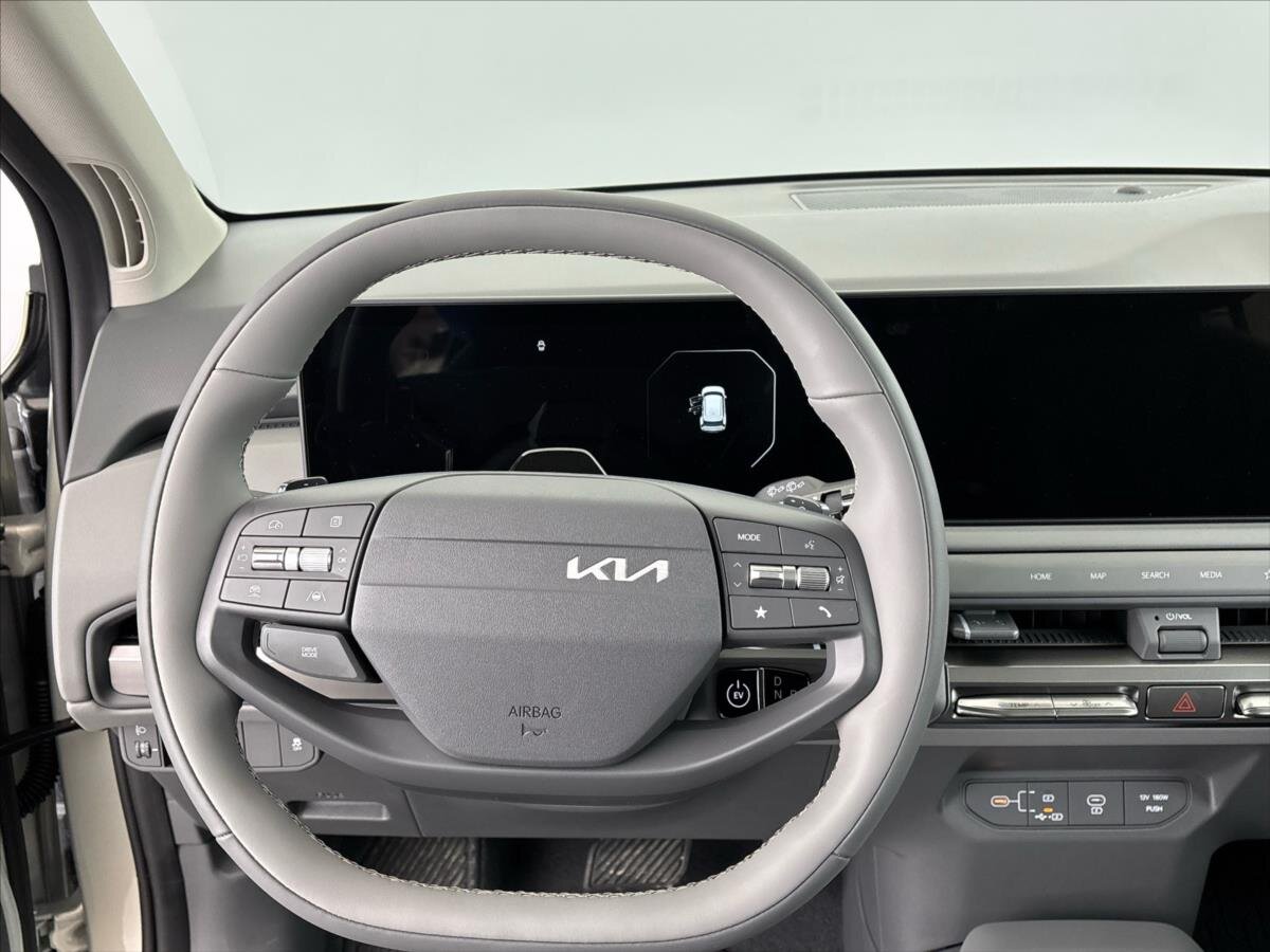 KIA EV3 SUV / Terénní 0,0 150 kw