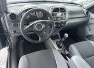 Toyota RAV4 SUV / Terénní 2,0 l 110 kw