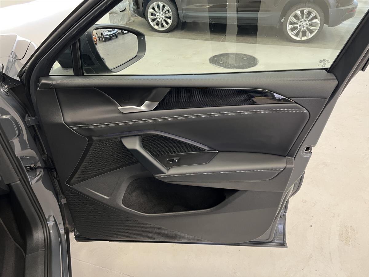 Volkswagen Tiguan SUV / Terénní 1,5 l 96 kw