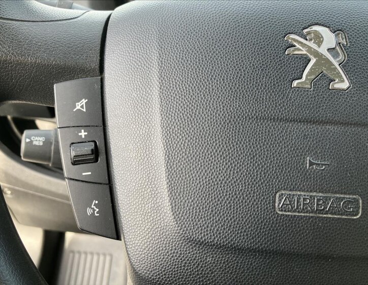 Peugeot Boxer Skříň 2,2 l 121 kw