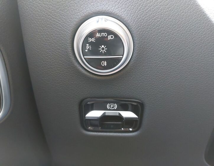 Mercedes-Benz GLC 21