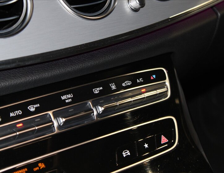 Mercedes-Benz Třídy E Kombi 2,0 l 195 kw