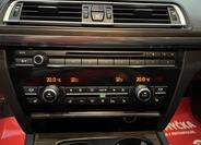 BMW Řada 7 28
