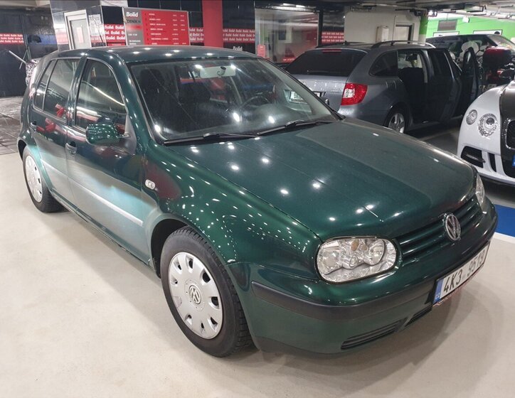 Volkswagen Golf Hatchback 1,6 l 77 kw