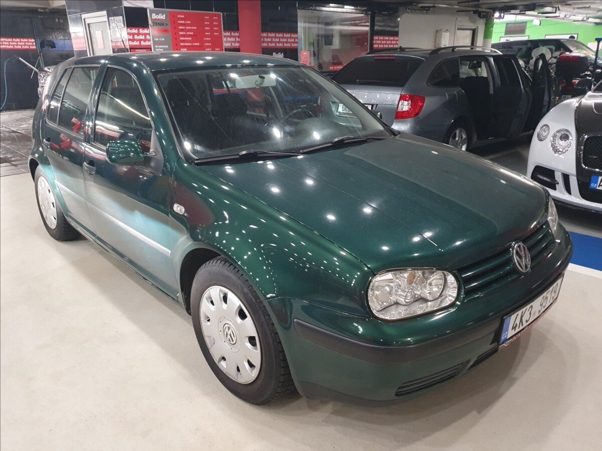 Volkswagen Golf Hatchback 1,6 l 77 kw