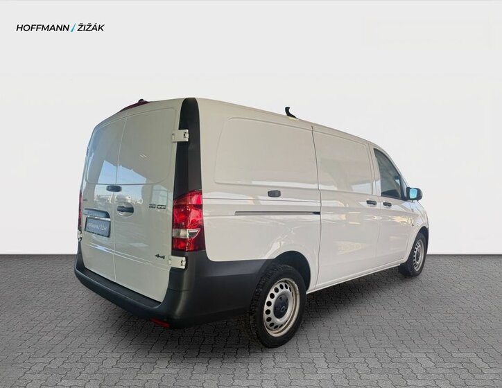 Mercedes-Benz Vito 5