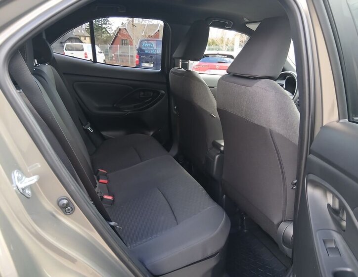 Toyota Yaris Cross SUV 1,5 l 68 kw