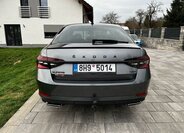 Škoda Superb Sedan / Limuzína 2,0 l 206 kw