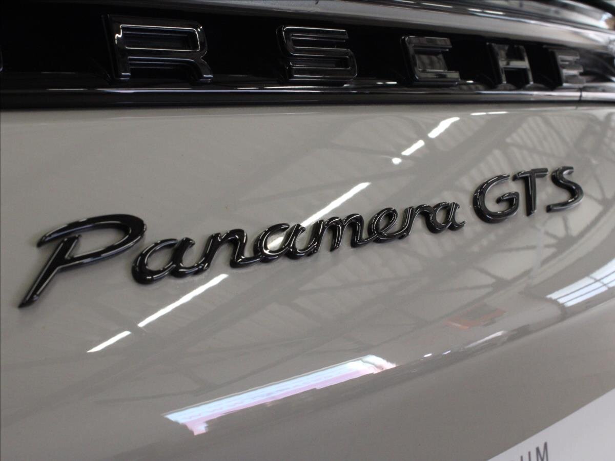 Porsche Panamera Hatchback 4,0 l 368 kw