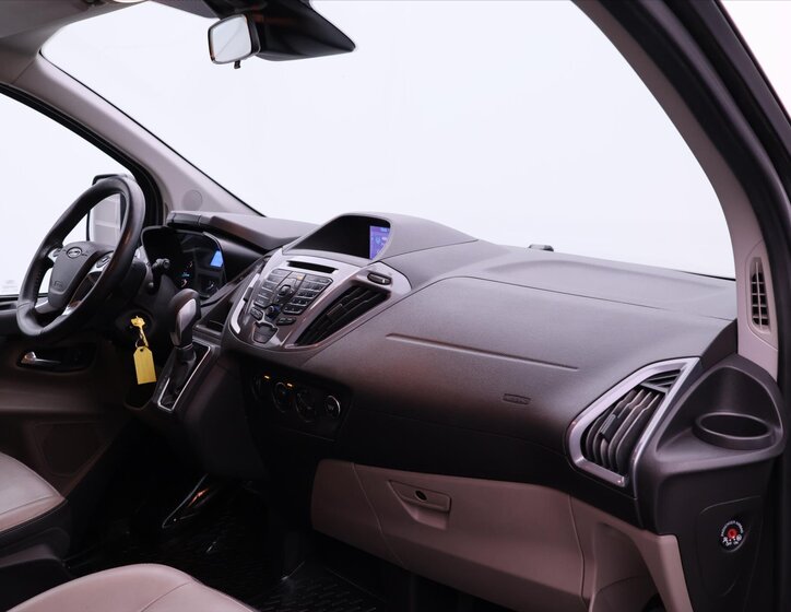Ford Tourneo Custom MPV 2,0 l 125 kw