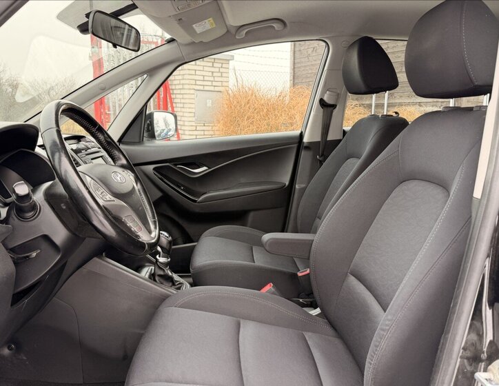 Hyundai ix20 Hatchback 1,4 l 66 kw