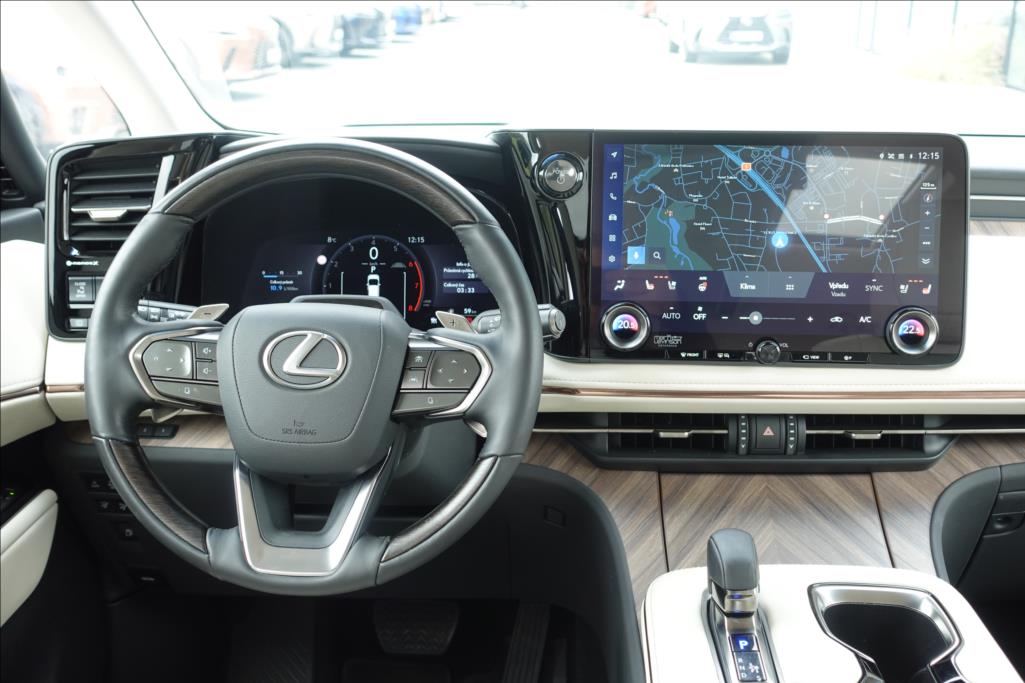 Lexus LM 350h