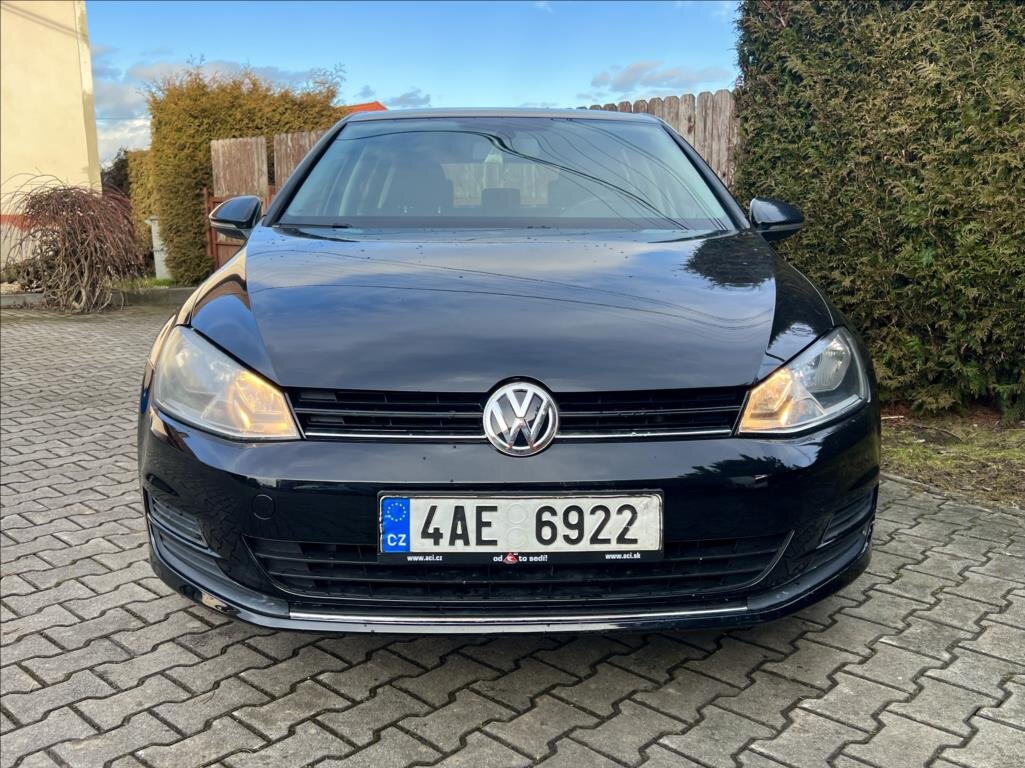 Volkswagen Golf Hatchback 1,2 l 77 kw