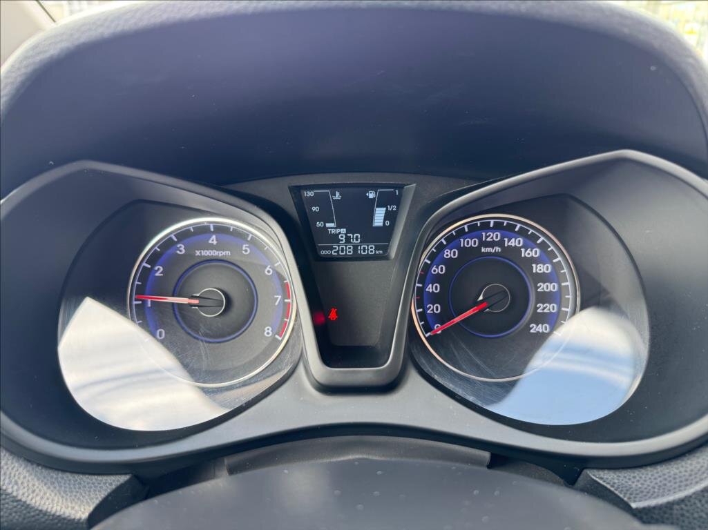 Hyundai ix20 MPV 1,4 l 66 kw