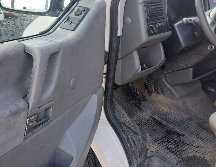 Volkswagen Caravelle VAN / Minibus 0,0 75 kw