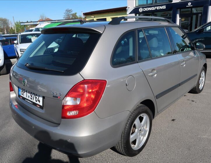 Škoda Fabia Kombi 1,6 l 77 kw