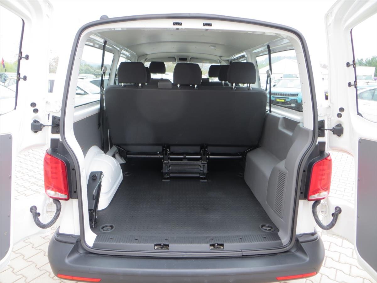 Volkswagen Transporter Kombi 2,0 l 110 kw