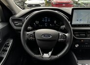Ford Kuga SUV / Terénní 1,5 l 137 kw