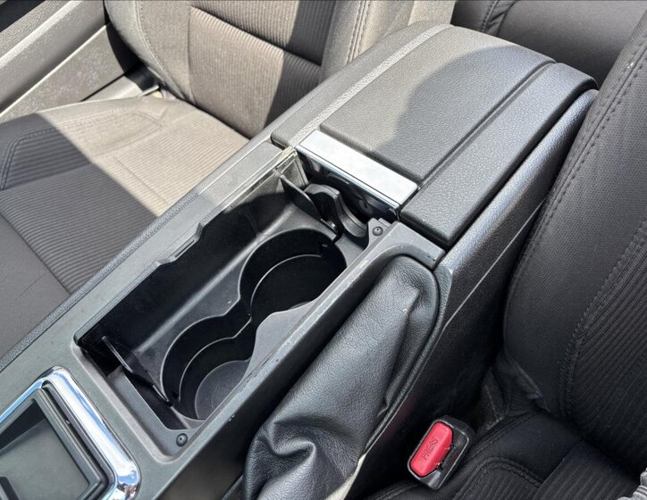 Ford Mustang Kabriolet 3,7 l 227 kw