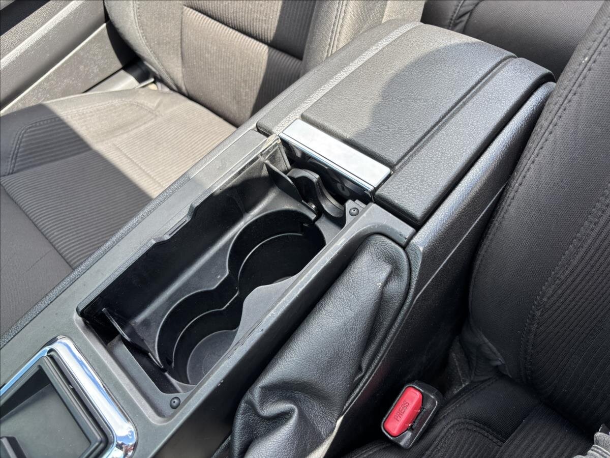 Ford Mustang Kabriolet 3,7 l 227 kw