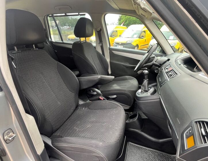 Citroën C4 Picasso 20