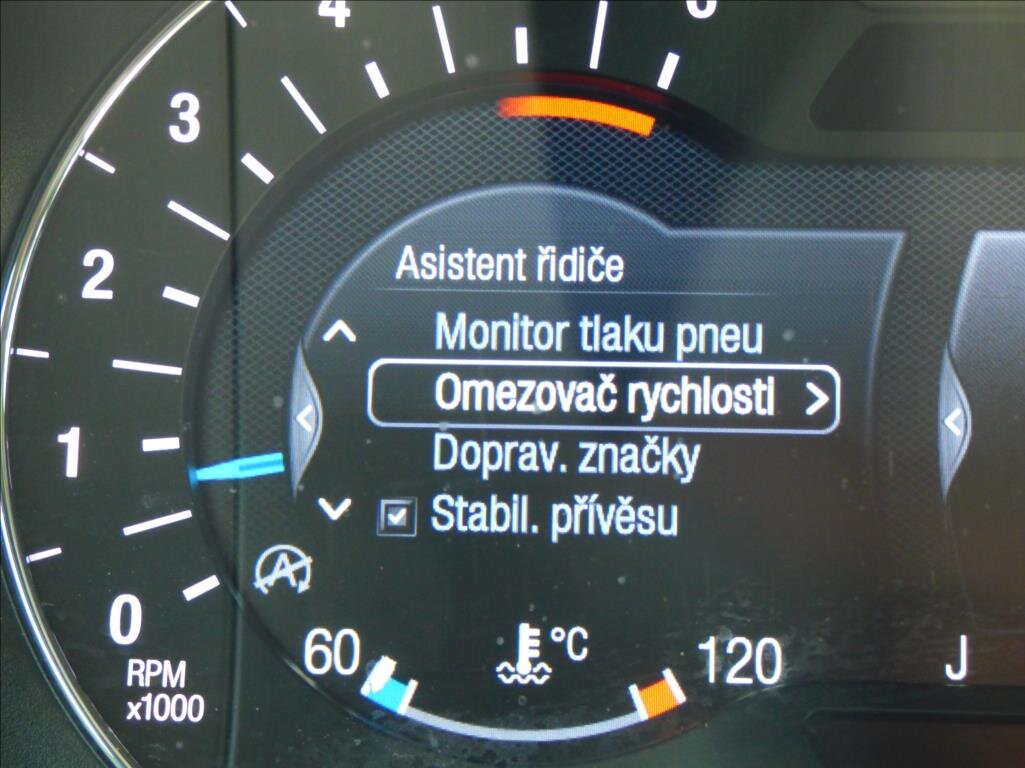 Ford S-MAX MPV 2,0 l 110 kw