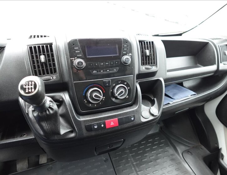 Peugeot Boxer Ostatní 2,0 l 96 kw