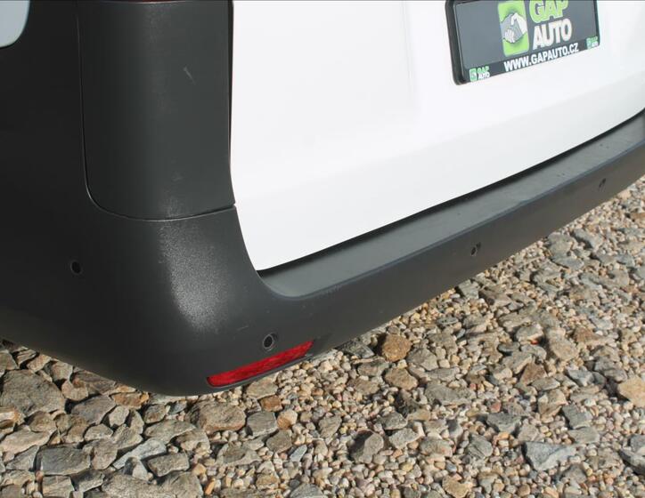 Mercedes-Benz Vito 28