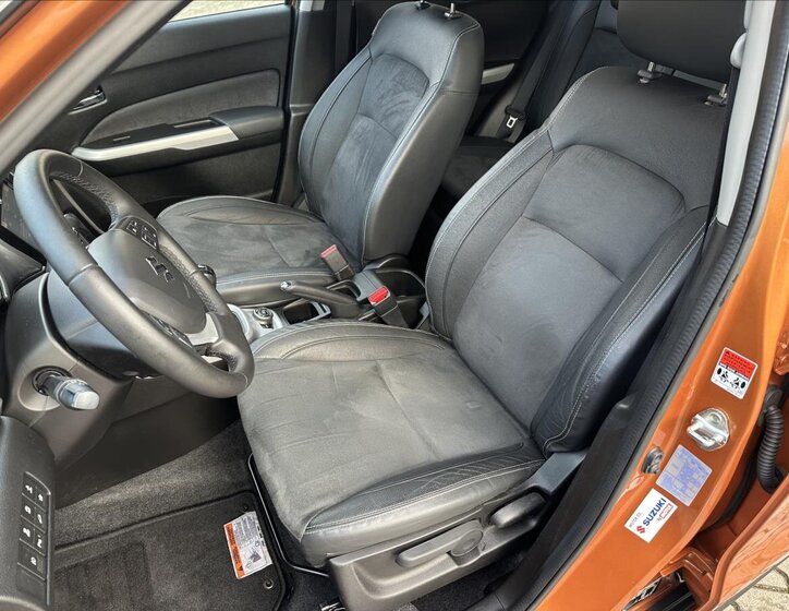 Suzuki Vitara 12