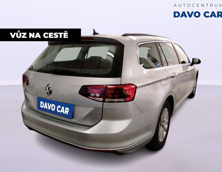 Volkswagen Passat Kombi 1,6 l 88 kw