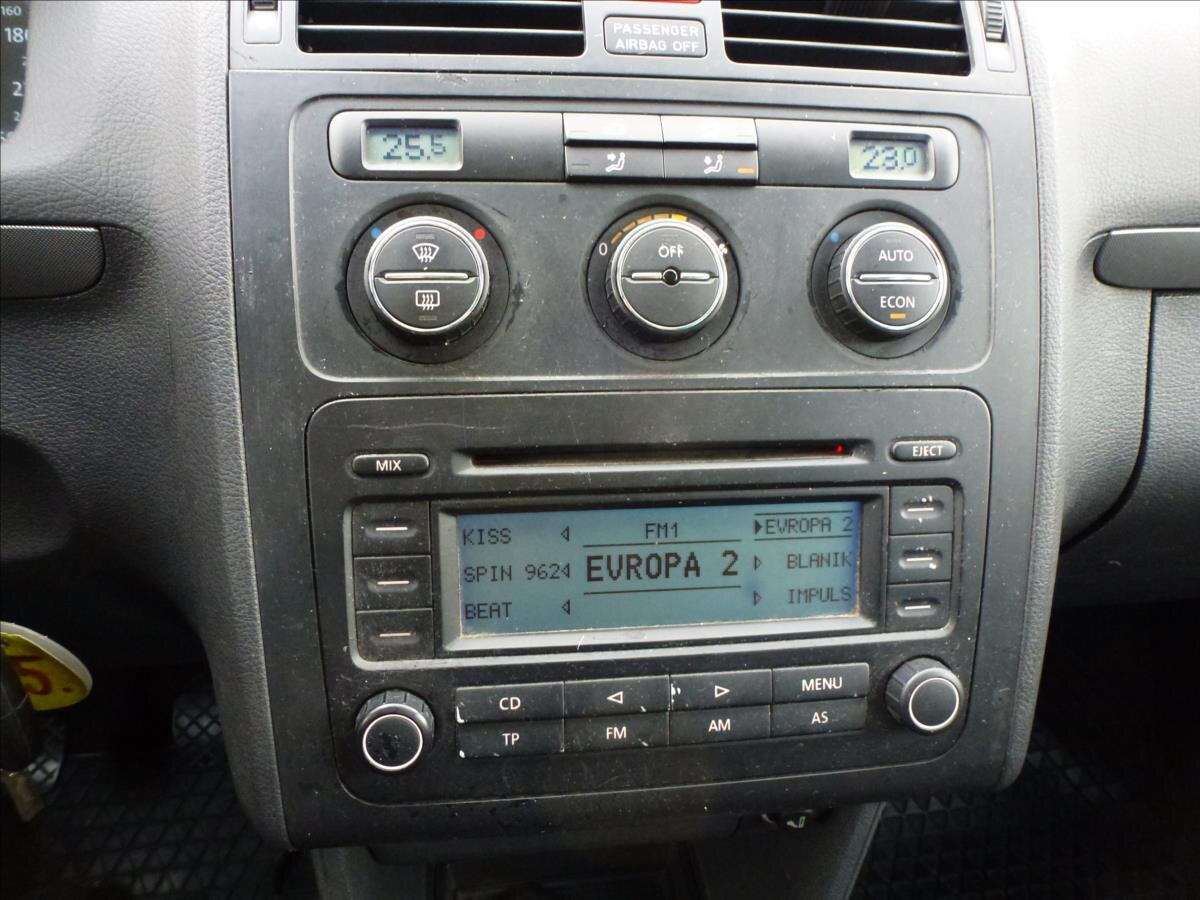 Volkswagen Touran Kombi 2,0 l 100 kw