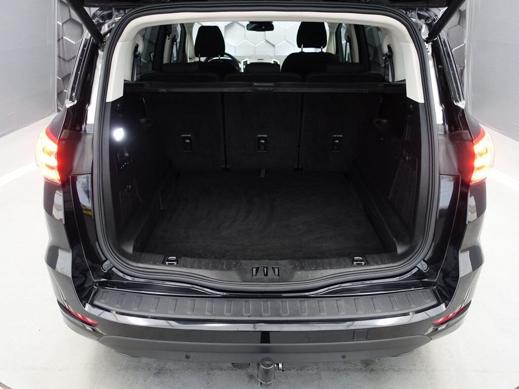 Ford S-MAX MPV 2,5 l 140 kw