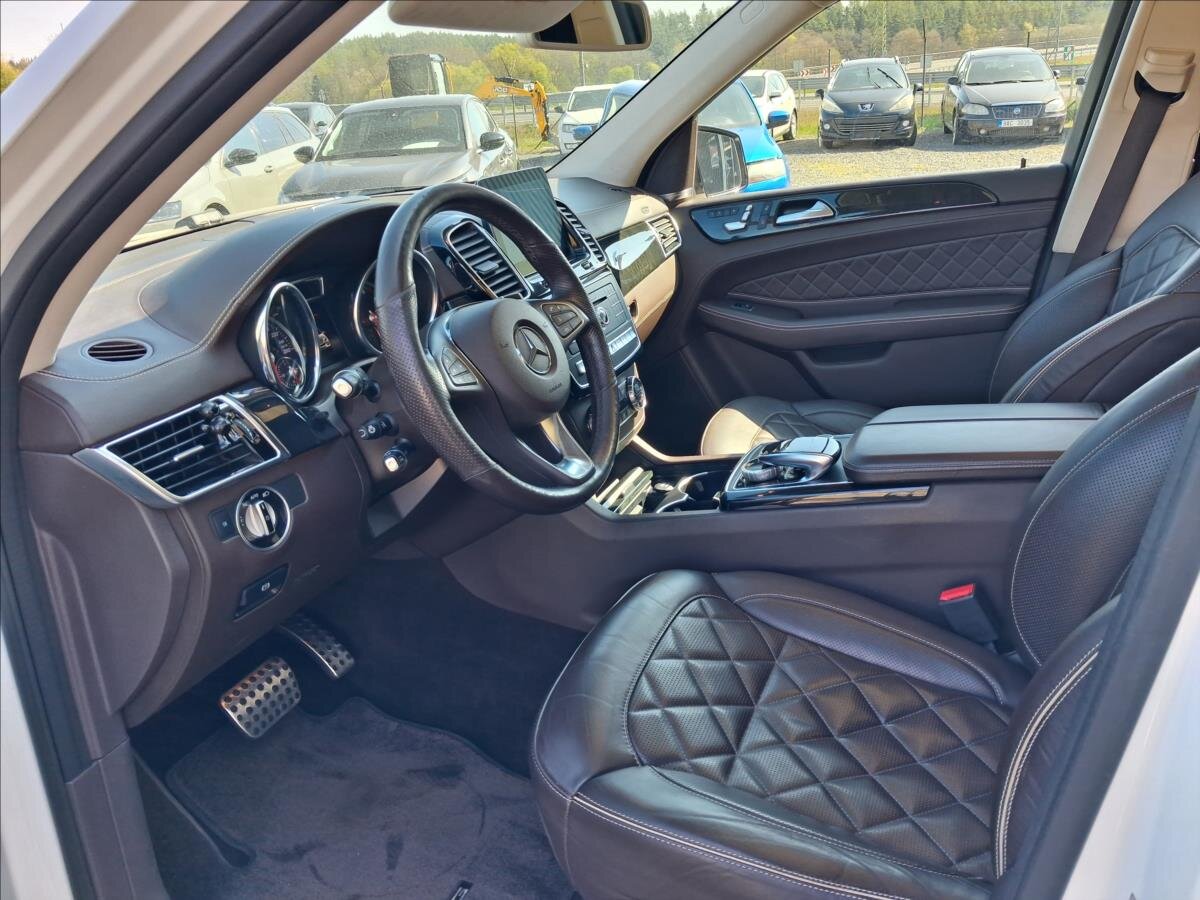 Mercedes-Benz GLE Kombi 3,0 l 270 kw